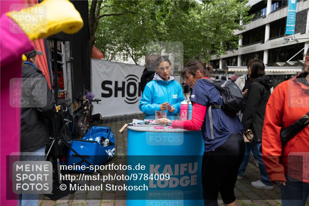 14.06.2026 - REWE Women's Run Michael Strokosch http://msf.ph/oto/9784009 14.06.2026 10:11:41 Laufen  meine-sportfotos.de