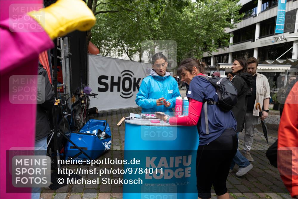 14.06.2026 - REWE Women's Run Michael Strokosch http://msf.ph/oto/9784011 14.06.2026 10:11:41 Laufen  meine-sportfotos.de