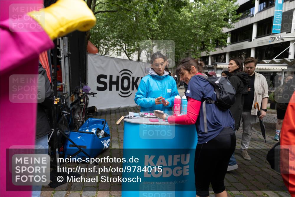 14.06.2026 - REWE Women's Run Michael Strokosch http://msf.ph/oto/9784015 14.06.2026 10:11:41 Laufen  meine-sportfotos.de