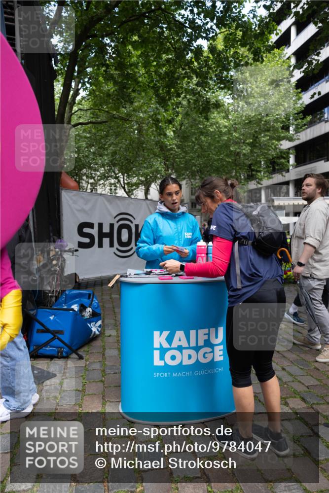 14.06.2026 - REWE Women's Run Michael Strokosch http://msf.ph/oto/9784047 14.06.2026 10:11:44 Laufen  meine-sportfotos.de