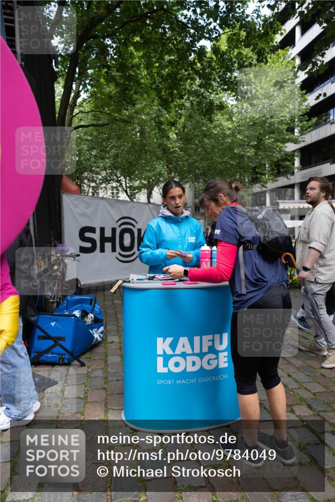14.06.2026 - REWE Women's Run Michael Strokosch http://msf.ph/oto/9784049 14.06.2026 10:11:45 Laufen  meine-sportfotos.de