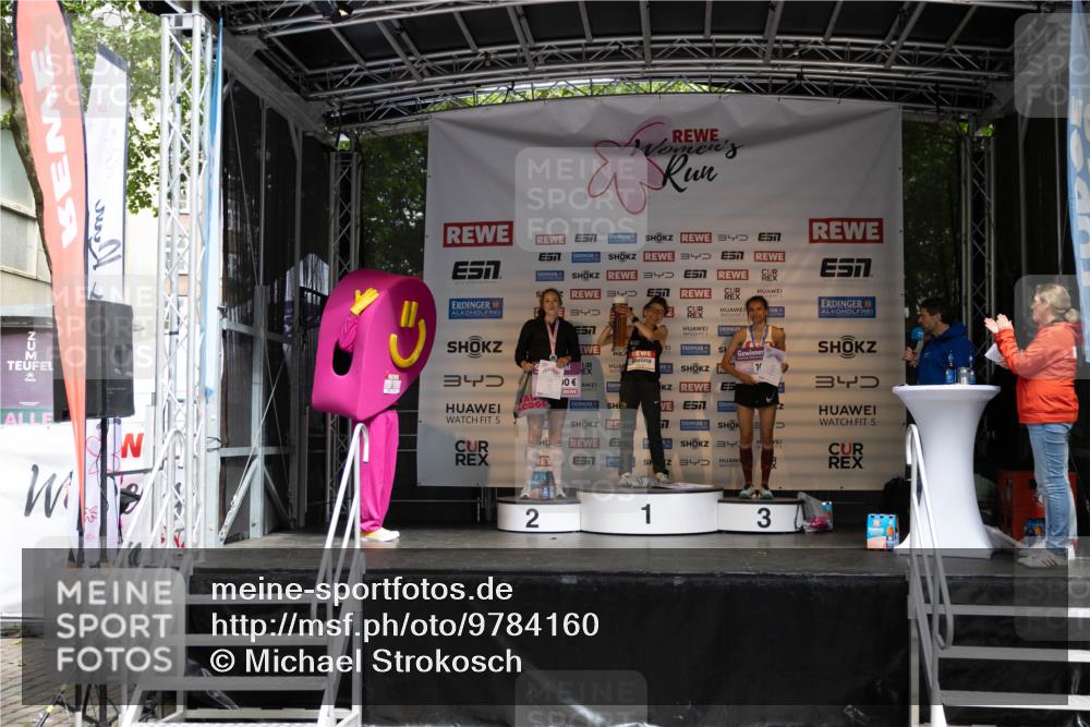14.06.2026 - REWE Women's Run Michael Strokosch http://msf.ph/oto/9784160 14.06.2026 10:22:43 Laufen 57, 3, 3, 34, 57, 34, 7, 4, 5, 10, 7, 3, 3, 2, 1, 3, 34, 5 meine-sportfotos.de