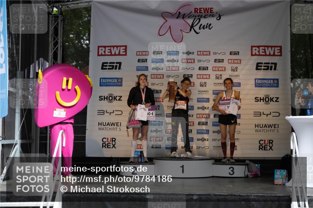 14.06.2026 - REWE Women's Run Michael Strokosch http://msf.ph/oto/9784186 14.06.2026 10:22:44 Laufen 51, 3, 3, 34, 34, 7, 5, 5, 5, 10051, 1, 3, 5, 10, 5, 34, 7, 5, 34, 5, 34, 2, 1, 3 meine-sportfotos.de