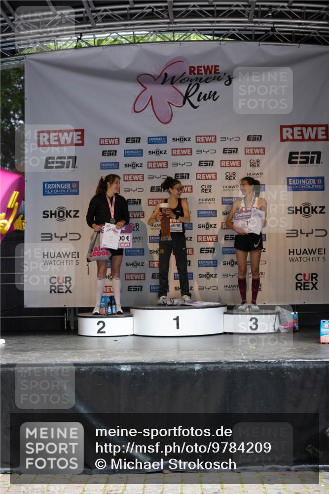 14.06.2026 - REWE Women's Run Michael Strokosch http://msf.ph/oto/9784209 14.06.2026 10:22:46 Laufen 3, 3, 34, 34, 57, 5, 34, 5, 5, 5, 5, 10051, 1, 1, 342, 5, 34, 2, 1, 3, 5 meine-sportfotos.de