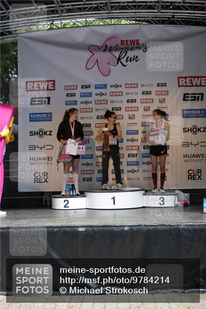 14.06.2026 - REWE Women's Run Michael Strokosch http://msf.ph/oto/9784214 14.06.2026 10:22:46 Laufen 3, 5, 3, 3, 34, 5, 34, 5, 5, 1, 0, 5, 34, 2, 1, 3, 5 meine-sportfotos.de