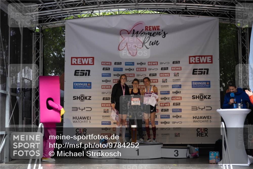 14.06.2026 - REWE Women's Run Michael Strokosch http://msf.ph/oto/9784252 14.06.2026 10:23:03 Laufen 7, 34, 5, 57, 34, 5, 7, 4, 3, 5, 5, 7, 5, 34, 34, 5, 2, 1, 3 meine-sportfotos.de