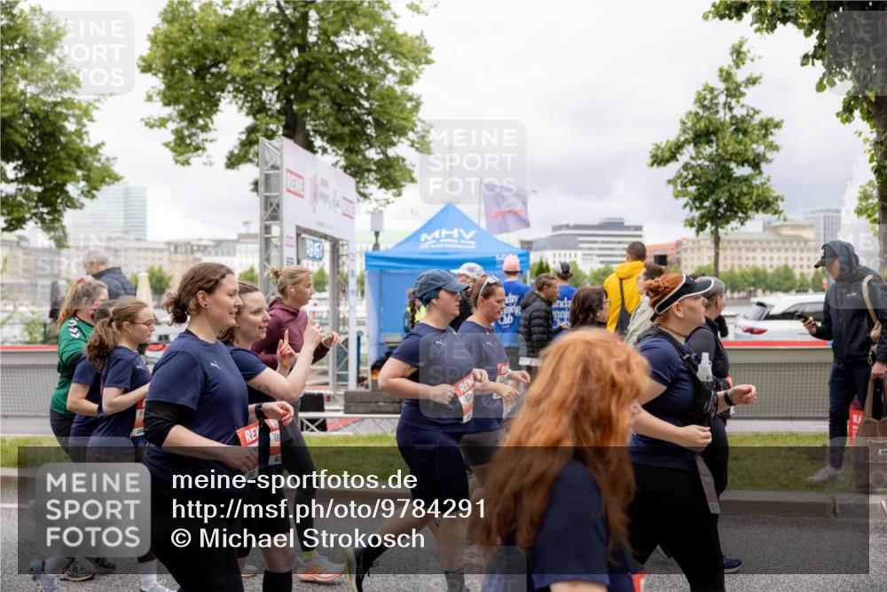 14.06.2026 - REWE Women's Run Michael Strokosch http://msf.ph/oto/9784291 14.06.2026 10:32:32 Laufen  meine-sportfotos.de