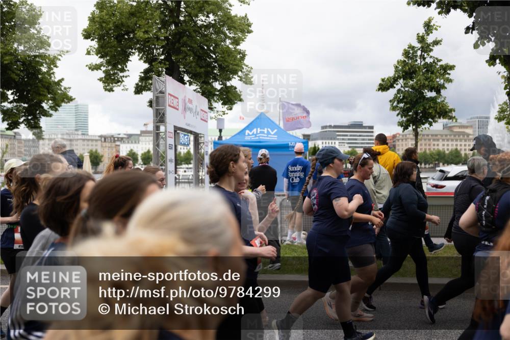 14.06.2026 - REWE Women's Run Michael Strokosch http://msf.ph/oto/9784299 14.06.2026 10:32:32 Laufen  meine-sportfotos.de