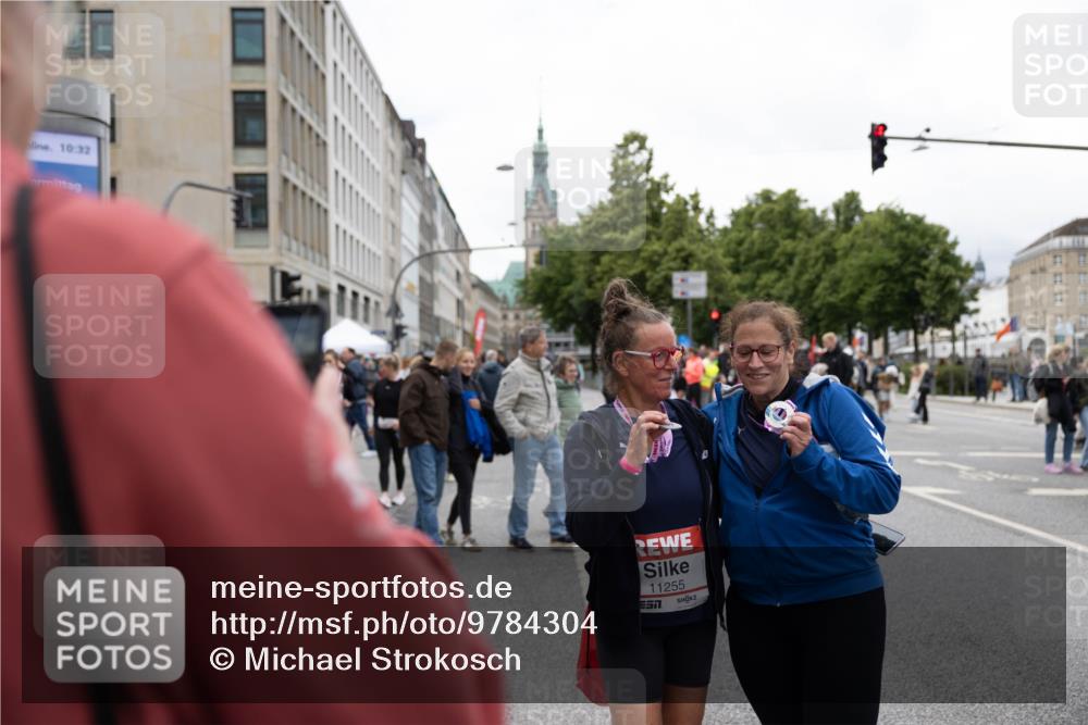14.06.2026 - REWE Women's Run Michael Strokosch http://msf.ph/oto/9784304 14.06.2026 10:33:03 Laufen 10, 32, 11255, 7 meine-sportfotos.de