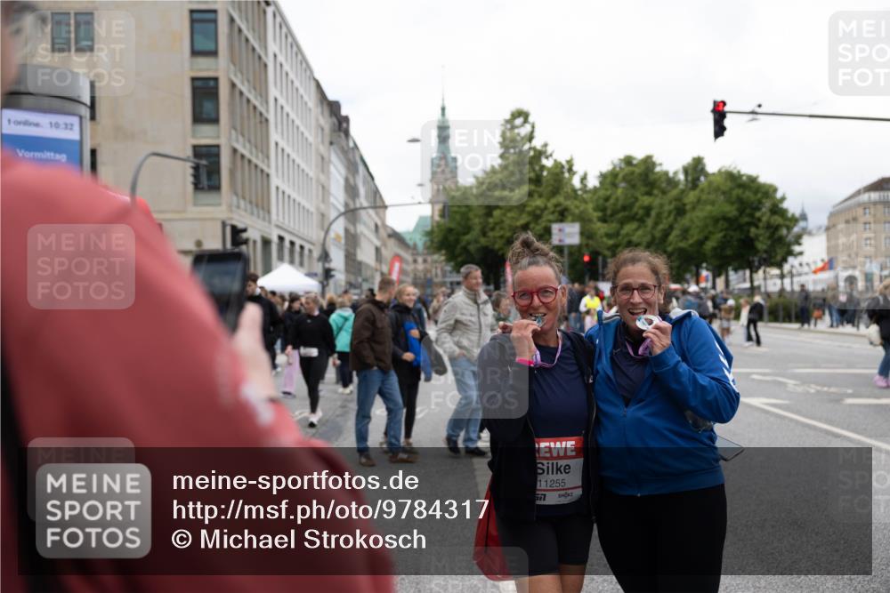 14.06.2026 - REWE Women's Run Michael Strokosch http://msf.ph/oto/9784317 14.06.2026 10:33:03 Laufen 10, 32, 11255, 57 meine-sportfotos.de