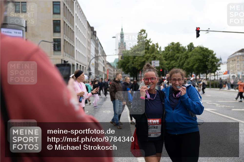 14.06.2026 - REWE Women's Run Michael Strokosch http://msf.ph/oto/9784340 14.06.2026 10:33:04 Laufen 10, 32, 11255, 57 meine-sportfotos.de
