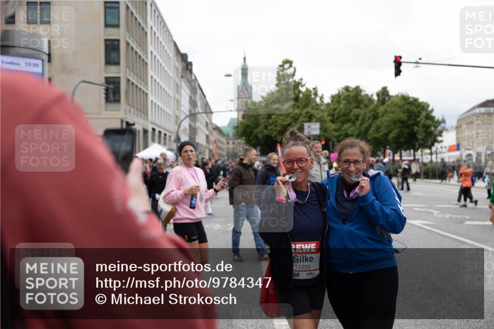 14.06.2026 - REWE Women's Run Michael Strokosch http://msf.ph/oto/9784347 14.06.2026 10:33:05 Laufen 10, 32, 11255, 57 meine-sportfotos.de