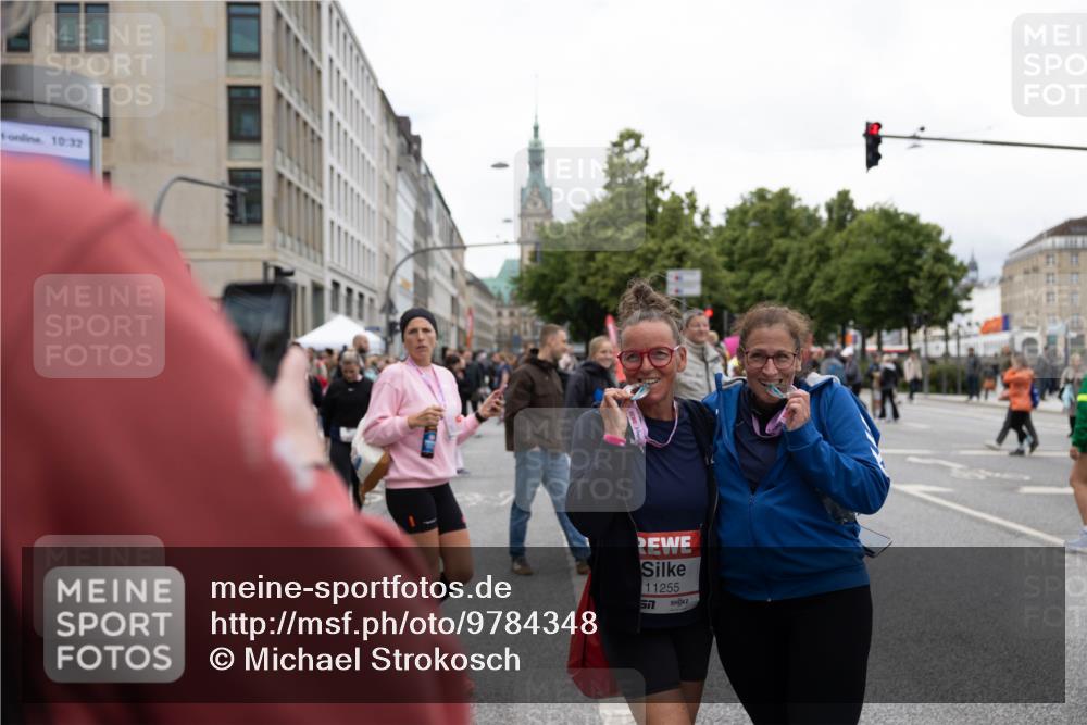 14.06.2026 - REWE Women's Run Michael Strokosch http://msf.ph/oto/9784348 14.06.2026 10:33:05 Laufen 10, 32, 11255 meine-sportfotos.de