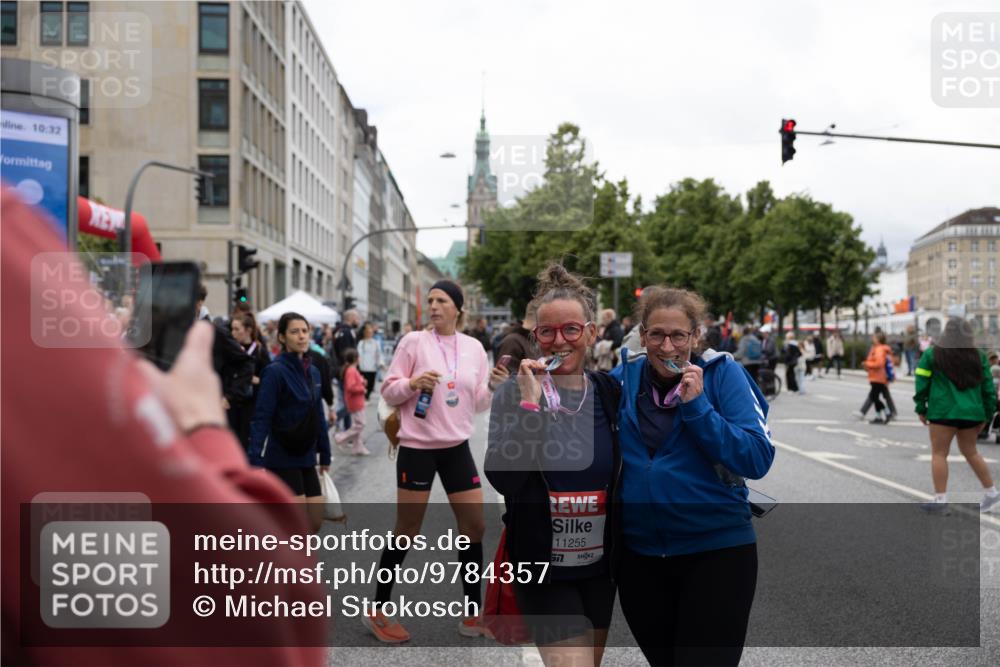 14.06.2026 - REWE Women's Run Michael Strokosch http://msf.ph/oto/9784357 14.06.2026 10:33:05 Laufen 10, 32, 11255, 577 meine-sportfotos.de