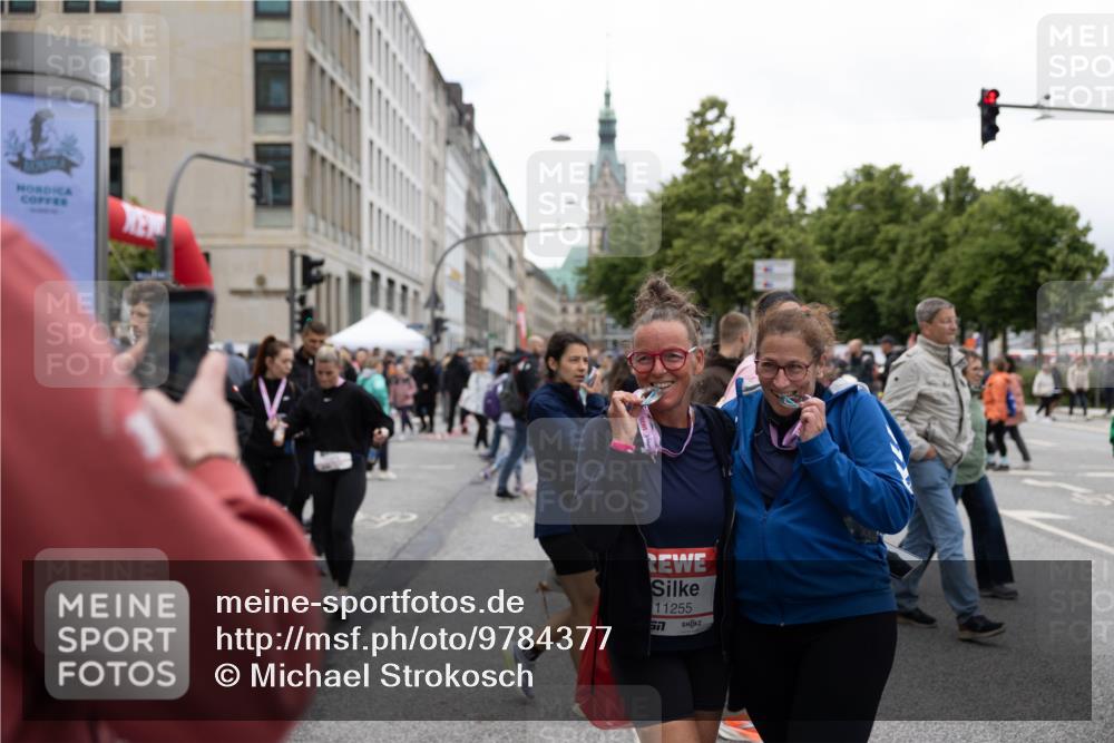14.06.2026 - REWE Women's Run Michael Strokosch http://msf.ph/oto/9784377 14.06.2026 10:33:06 Laufen 11255, 57 meine-sportfotos.de