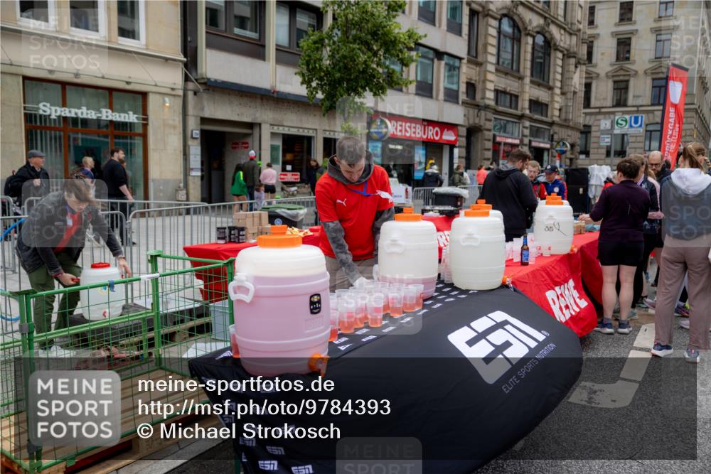 14.06.2026 - REWE Women's Run Michael Strokosch http://msf.ph/oto/9784393 14.06.2026 10:33:56 Laufen  meine-sportfotos.de