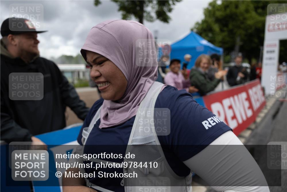 14.06.2026 - REWE Women's Run Michael Strokosch http://msf.ph/oto/9784410 14.06.2026 10:38:10 Laufen  meine-sportfotos.de
