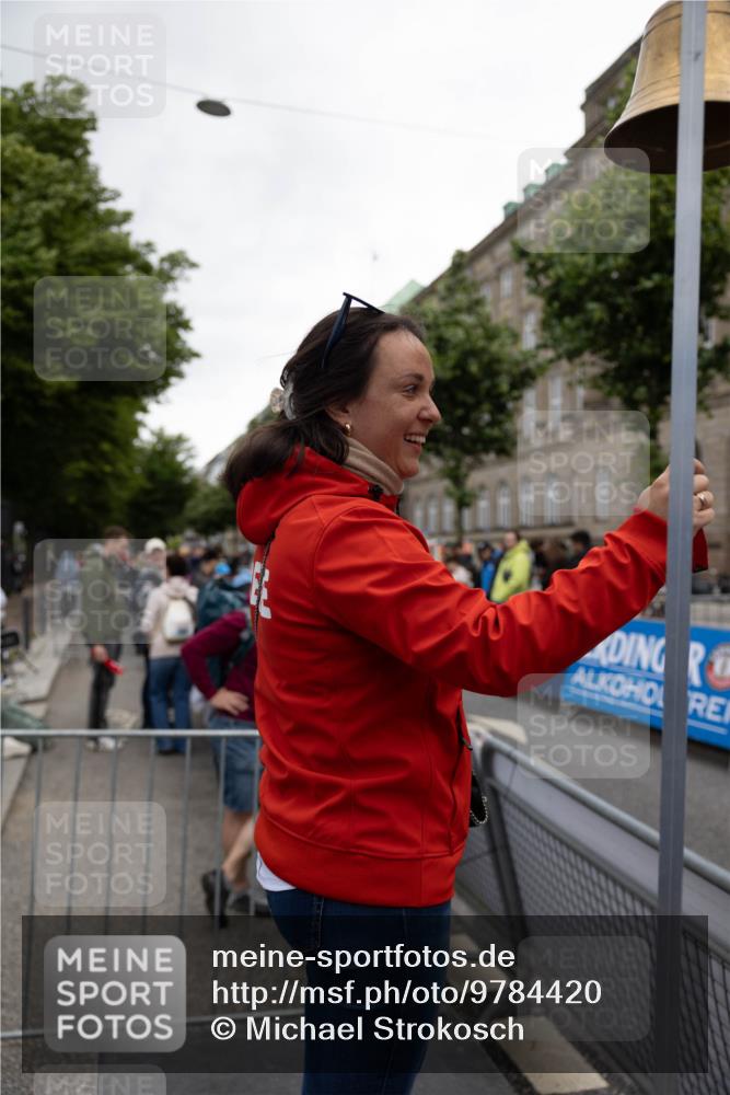 14.06.2026 - REWE Women's Run Michael Strokosch http://msf.ph/oto/9784420 14.06.2026 10:40:11 Laufen  meine-sportfotos.de