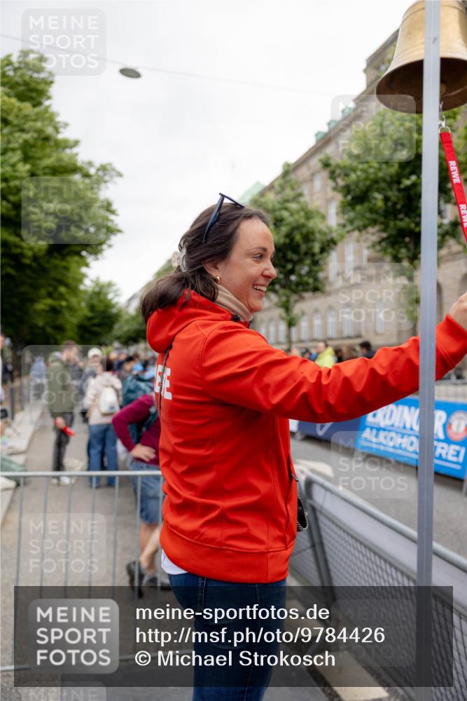 14.06.2026 - REWE Women's Run Michael Strokosch http://msf.ph/oto/9784426 14.06.2026 10:40:11 Laufen  meine-sportfotos.de