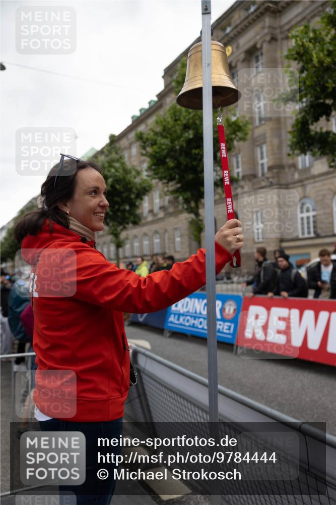 14.06.2026 - REWE Women's Run Michael Strokosch http://msf.ph/oto/9784444 14.06.2026 10:40:14 Laufen  meine-sportfotos.de