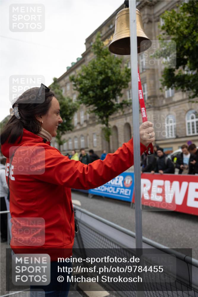 14.06.2026 - REWE Women's Run Michael Strokosch http://msf.ph/oto/9784455 14.06.2026 10:40:15 Laufen  meine-sportfotos.de