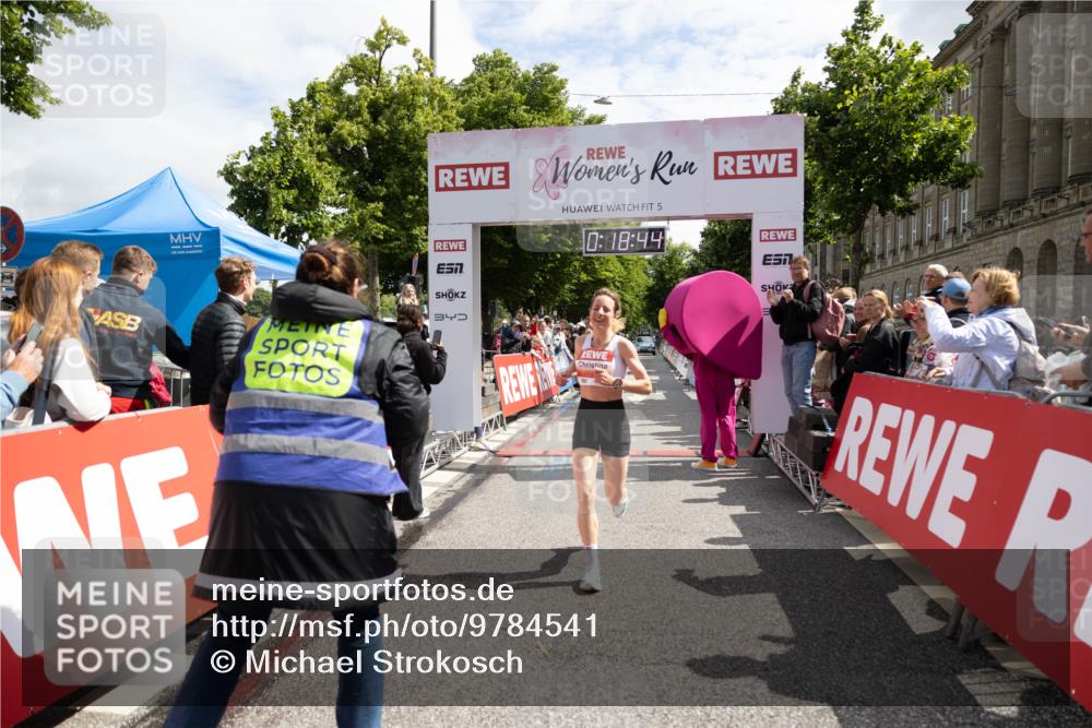 14.06.2026 - REWE Women's Run Michael Strokosch http://msf.ph/oto/9784541 14.06.2026 10:49:32 Laufen 5, 0, 08, 44, 34 meine-sportfotos.de