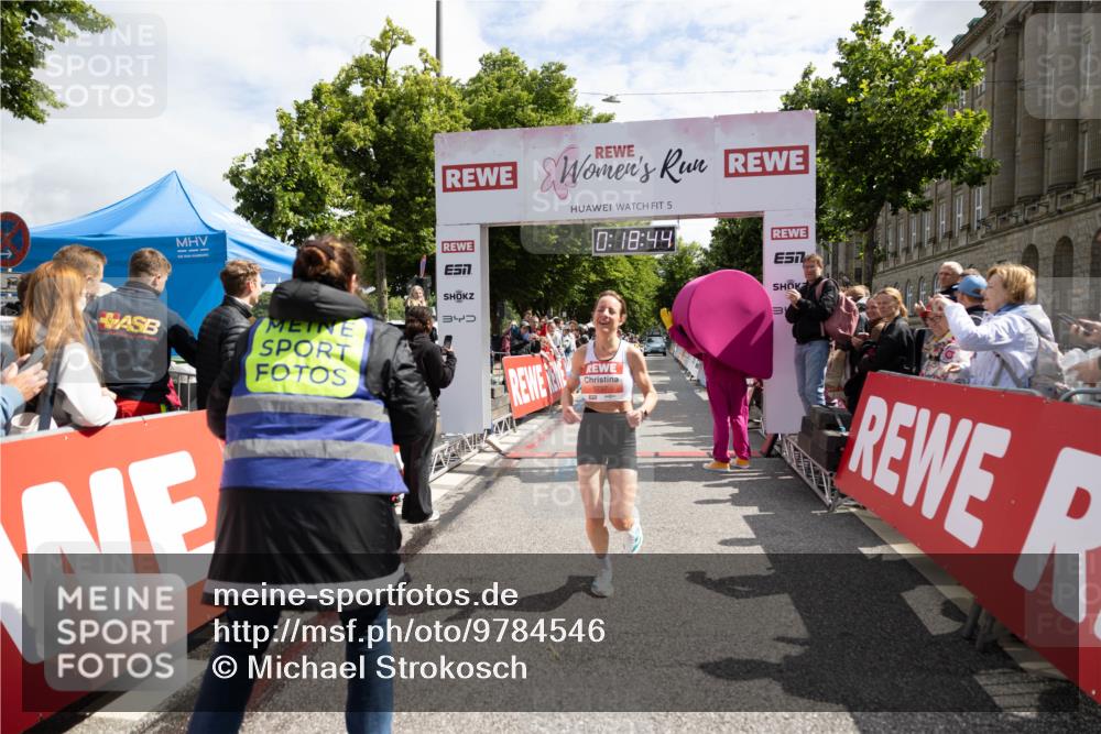 14.06.2026 - REWE Women's Run Michael Strokosch http://msf.ph/oto/9784546 14.06.2026 10:49:32 Laufen 5, 0, 18, 44, 34 meine-sportfotos.de