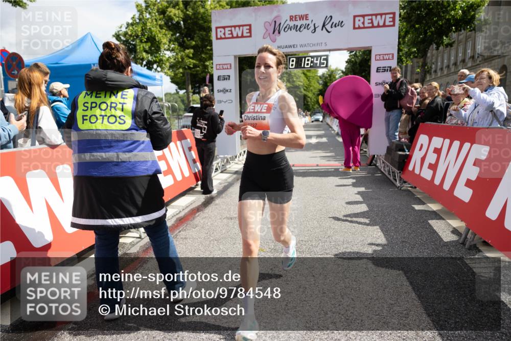 14.06.2026 - REWE Women's Run Michael Strokosch http://msf.ph/oto/9784548 14.06.2026 10:49:32 Laufen 5, 08, 45, 7, 737 meine-sportfotos.de