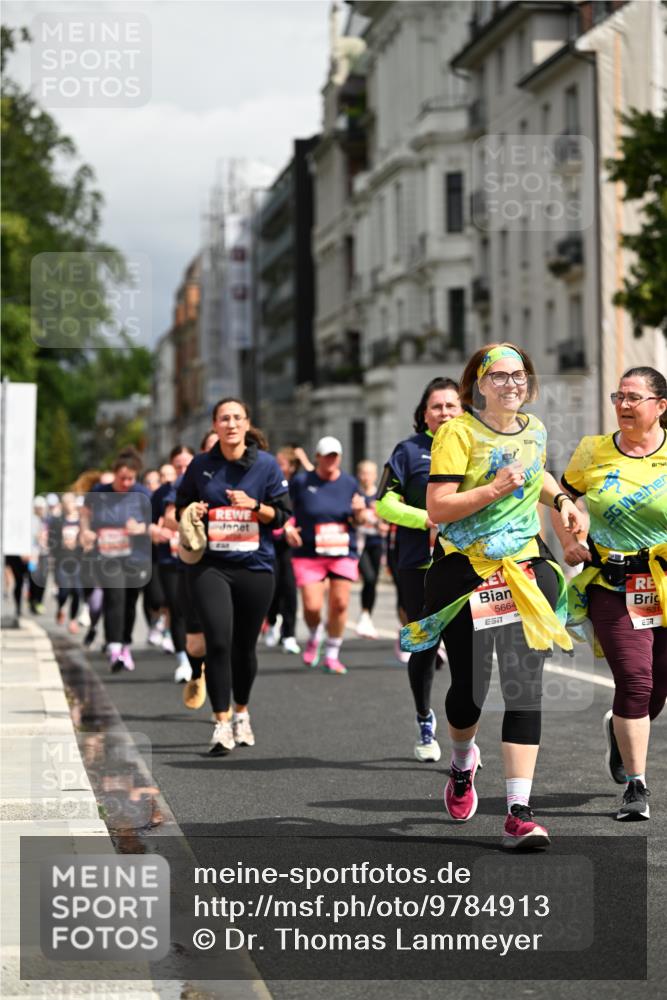 14.06.2026 - REWE Women's Run Dr. Thomas Lammeyer http://msf.ph/oto/9784913 14.06.2026 10:54:26 Laufen 5664, 7 meine-sportfotos.de