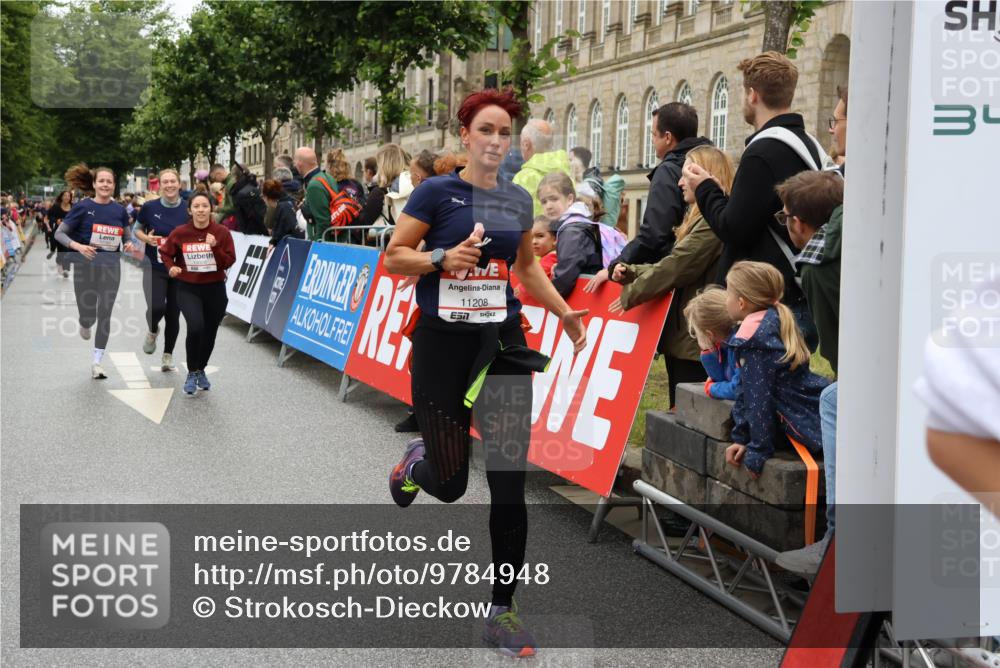 14.06.2026 - REWE Women's Run Strokosch-Dieckow http://msf.ph/oto/9784948 14.06.2026 10:03:17 Ziel 10028, 10029, 10224, 10510, 10670, 10785, 11208, 11350, 11444, 11523 meine-sportfotos.de