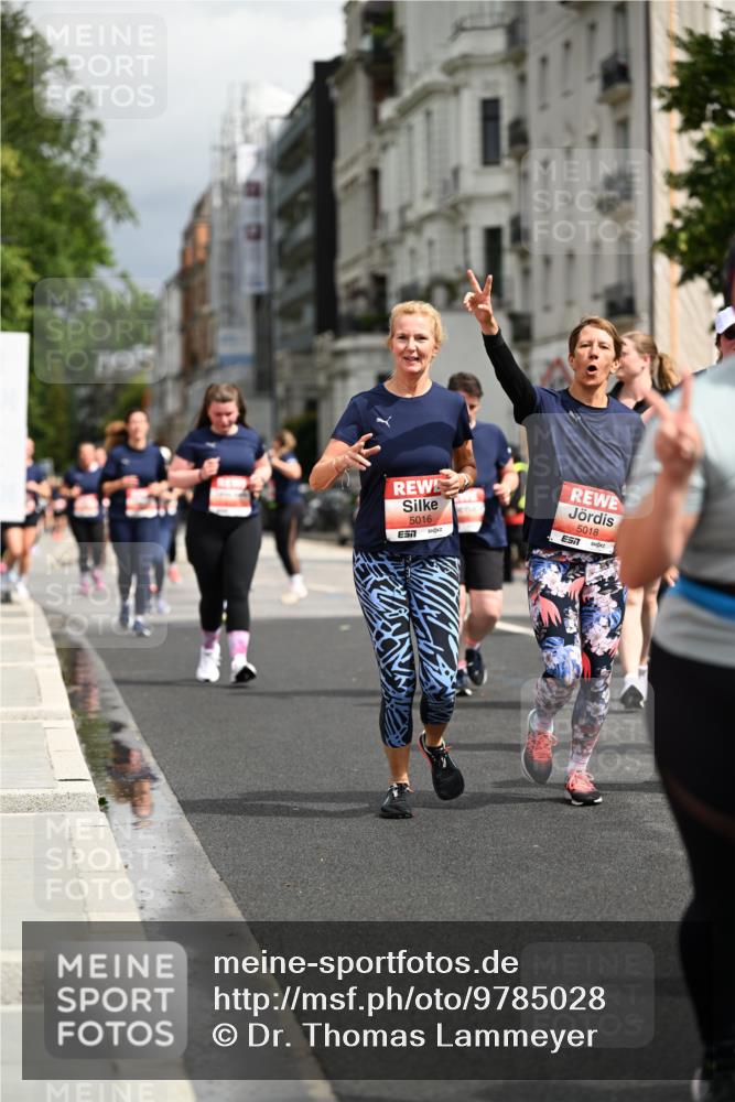 14.06.2026 - REWE Women's Run Dr. Thomas Lammeyer http://msf.ph/oto/9785028 14.06.2026 10:54:42 Laufen 5016, 5018, 7 meine-sportfotos.de