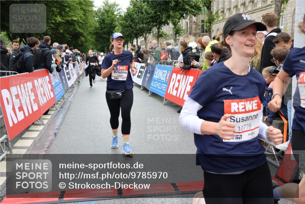 14.06.2026 - REWE Women's Run Strokosch-Dieckow http://msf.ph/oto/9785970 14.06.2026 10:04:31 Ziel 10544, 10656, 10660, 10771, 10779, 11144, 11473 meine-sportfotos.de