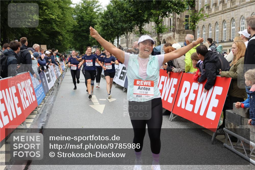 14.06.2026 - REWE Women's Run Strokosch-Dieckow http://msf.ph/oto/9785986 14.06.2026 10:04:37 Ziel 10486, 10660, 10771, 10779, 10787, 10788, 11002, 11118, 11144, 11187, 11473 meine-sportfotos.de