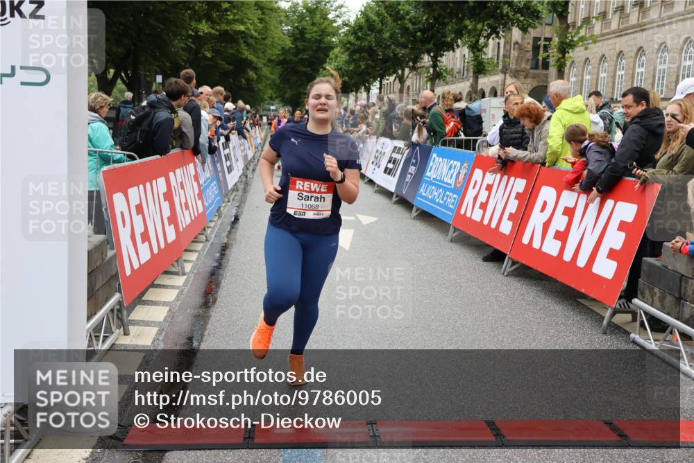 14.06.2026 - REWE Women's Run Strokosch-Dieckow http://msf.ph/oto/9786005 14.06.2026 10:04:43 Ziel 10486, 10787, 10788, 11002, 11068, 11118, 11122, 11187, 11294 meine-sportfotos.de