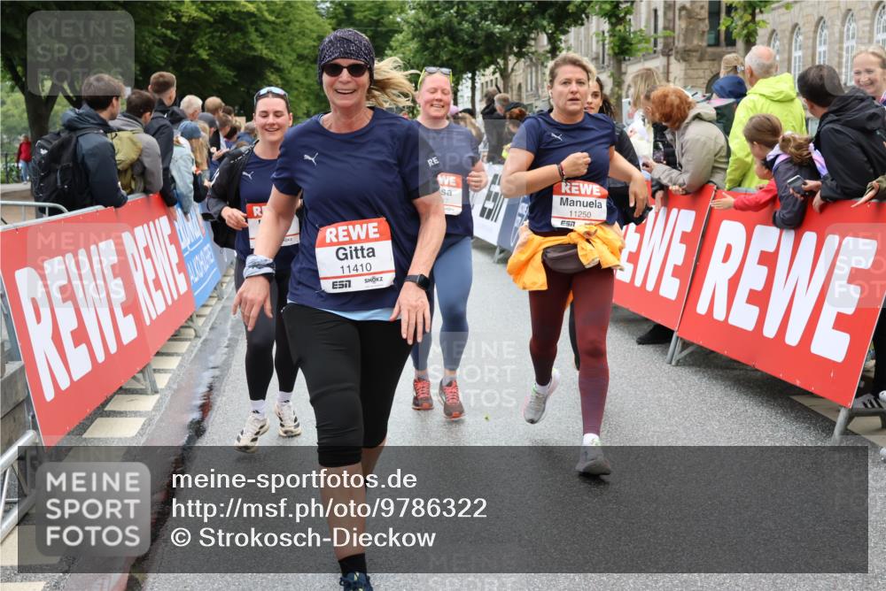 14.06.2026 - REWE Women's Run Strokosch-Dieckow http://msf.ph/oto/9786322 14.06.2026 10:06:36 Ziel 10243, 10255, 10474, 10597, 10635, 10672, 10747, 10826, 10857, 11011, 11148, 11233, 11235, 11250, 11267, 11410, 11484, 11521 meine-sportfotos.de