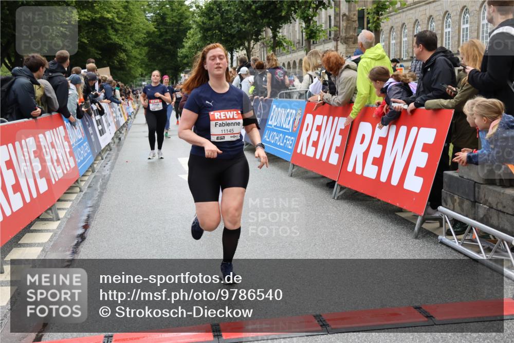 14.06.2026 - REWE Women's Run Strokosch-Dieckow http://msf.ph/oto/9786540 14.06.2026 10:08:12 Ziel 10213, 10414, 10685, 10739, 10743, 11073, 11145, 11480 meine-sportfotos.de