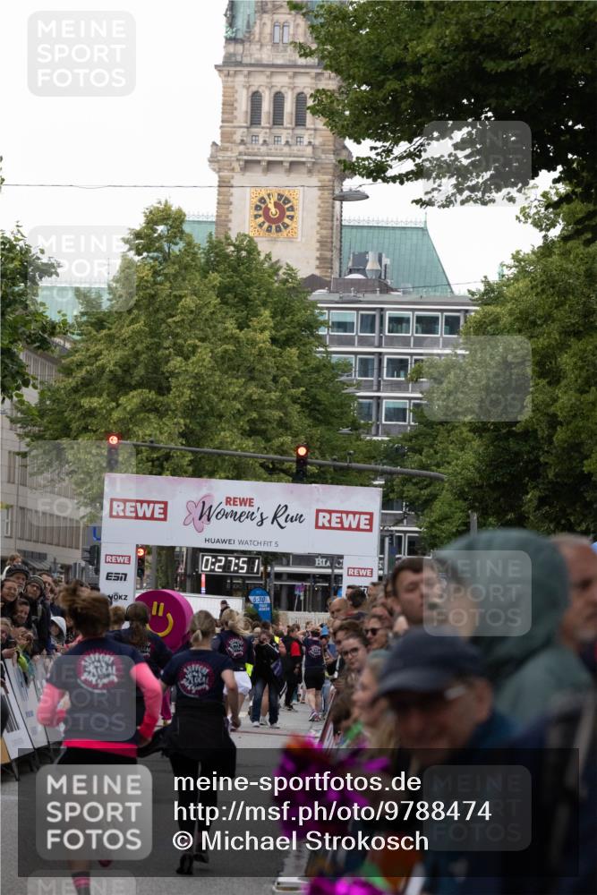 14.06.2026 - REWE Women's Run Michael Strokosch http://msf.ph/oto/9788474 14.06.2026 10:58:24 Laufen 5, 0, 27, 58, 100, 5, 30 meine-sportfotos.de
