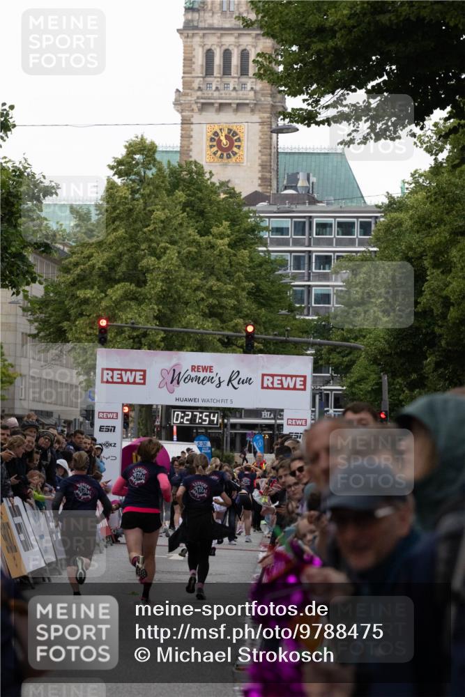 14.06.2026 - REWE Women's Run Michael Strokosch http://msf.ph/oto/9788475 14.06.2026 10:58:27 Laufen 5, 0, 27, 54, 5, 30 meine-sportfotos.de