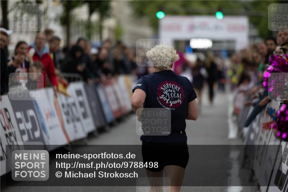 14.06.2026 - REWE Women's Run Michael Strokosch http://msf.ph/oto/9788498 14.06.2026 10:59:07 Laufen 2026 meine-sportfotos.de