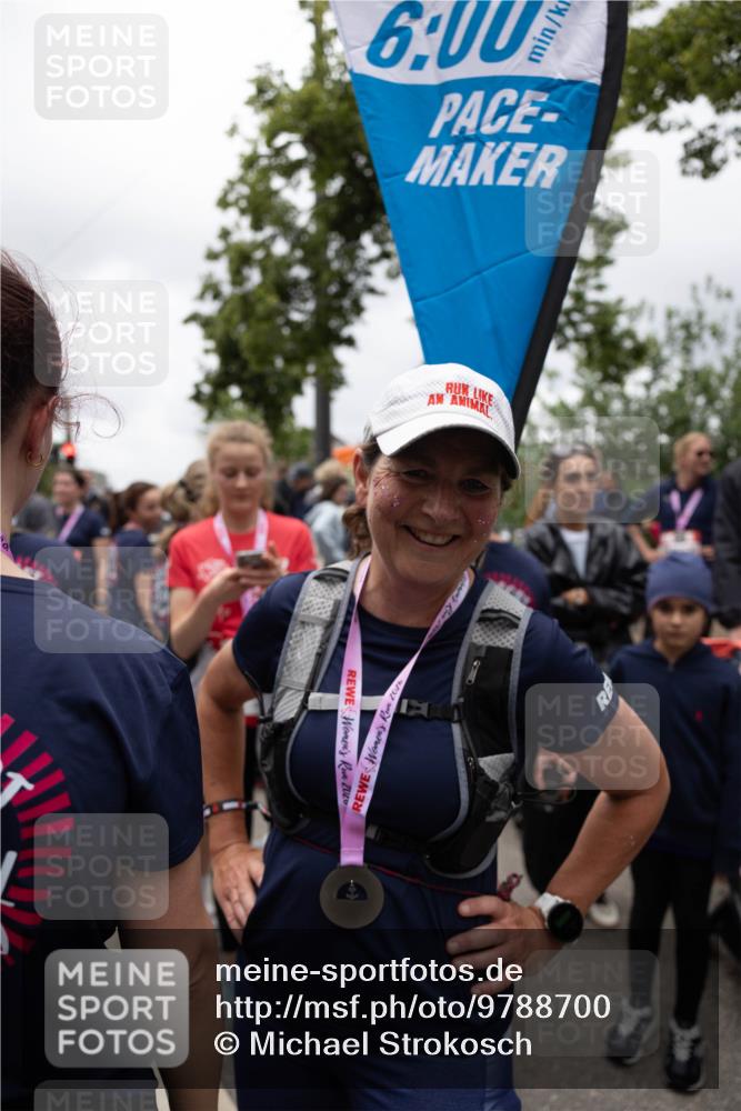 14.06.2026 - REWE Women's Run Michael Strokosch http://msf.ph/oto/9788700 14.06.2026 11:03:54 Laufen 6, 00, 20 meine-sportfotos.de