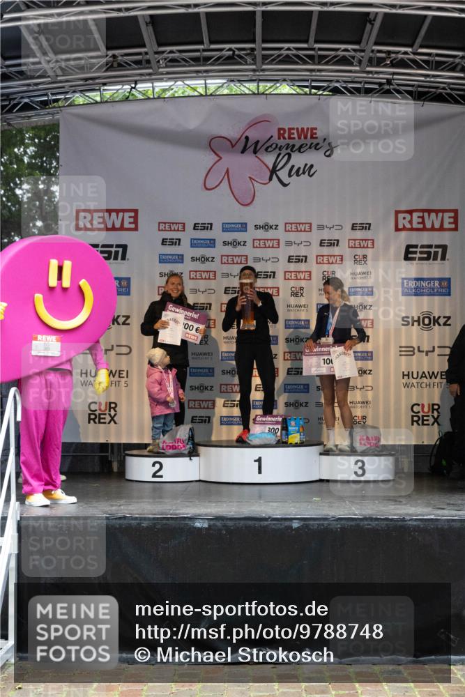 14.06.2026 - REWE Women's Run Michael Strokosch http://msf.ph/oto/9788748 14.06.2026 11:18:20 Laufen 7, 34, 57, 3, 5, 34, 100, 5, 5, 10, 5, 2, 3, 300, 1, 34, 5, 3 meine-sportfotos.de