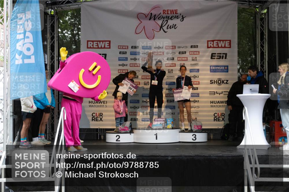 14.06.2026 - REWE Women's Run Michael Strokosch http://msf.ph/oto/9788785 14.06.2026 11:18:29 Laufen 7, 3, 5, 5, 100, 157, 5, 5, 21, 5, 57, 300, 2, 1, 3 meine-sportfotos.de