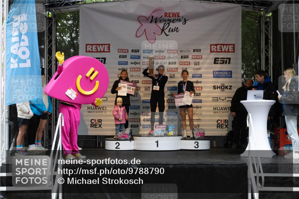 14.06.2026 - REWE Women's Run Michael Strokosch http://msf.ph/oto/9788790 14.06.2026 11:18:30 Laufen 3, 3, 34, 4, 34, 5, 100, 57, 5, 343, 3, 300, 5, 2, 1, 3 meine-sportfotos.de