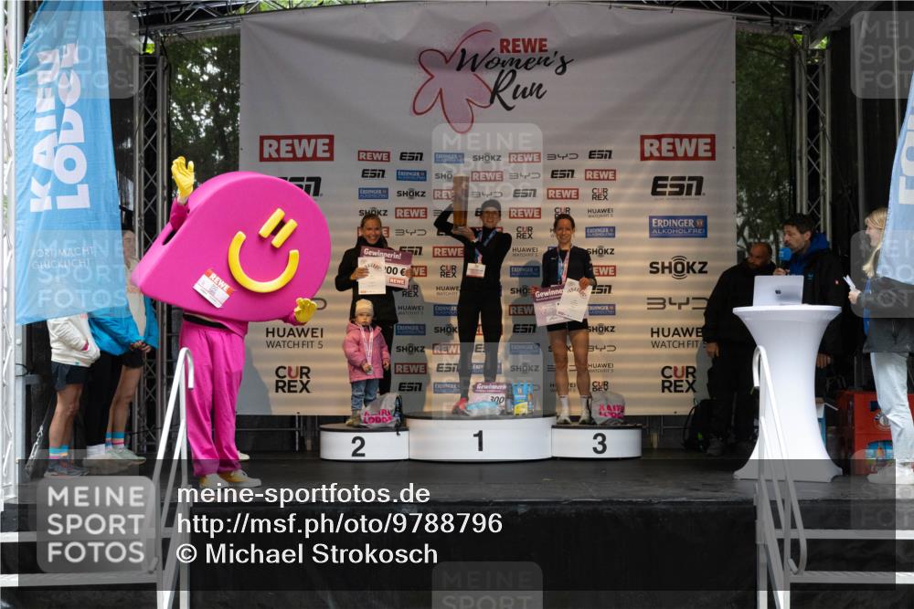 14.06.2026 - REWE Women's Run Michael Strokosch http://msf.ph/oto/9788796 14.06.2026 11:18:30 Laufen 5, 51, 100, 5, 5, 4, 5, 5, 300, 2, 1, 3 meine-sportfotos.de