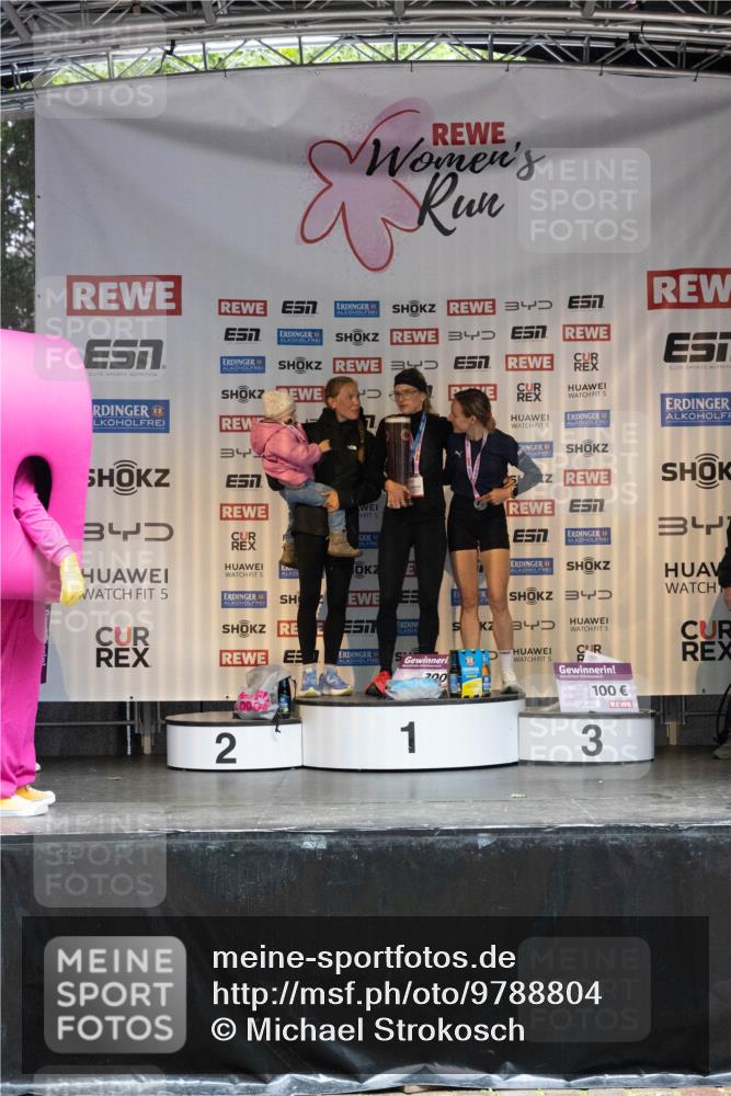 14.06.2026 - REWE Women's Run Michael Strokosch http://msf.ph/oto/9788804 14.06.2026 11:18:57 Laufen 3, 7, 3, 5, 34, 5, 34, 5, 5, 34, 2, 34, 5, 5, 2, 1, 100, 3 meine-sportfotos.de