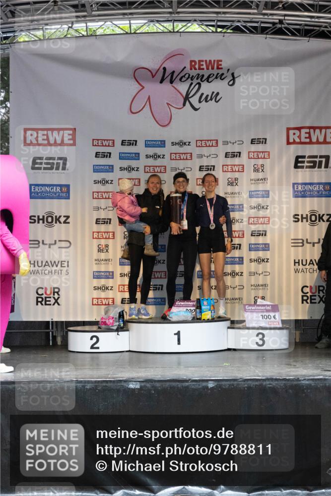14.06.2026 - REWE Women's Run Michael Strokosch http://msf.ph/oto/9788811 14.06.2026 11:18:58 Laufen 345, 34, 5, 5, 57, 2, 5, 5, 577, 34, 34, 5, 5, 100, 1, 3 meine-sportfotos.de