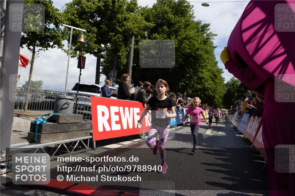 14.06.2026 - REWE Women's Run Michael Strokosch http://msf.ph/oto/9788940 14.06.2026 11:37:05 Laufen 330 meine-sportfotos.de
