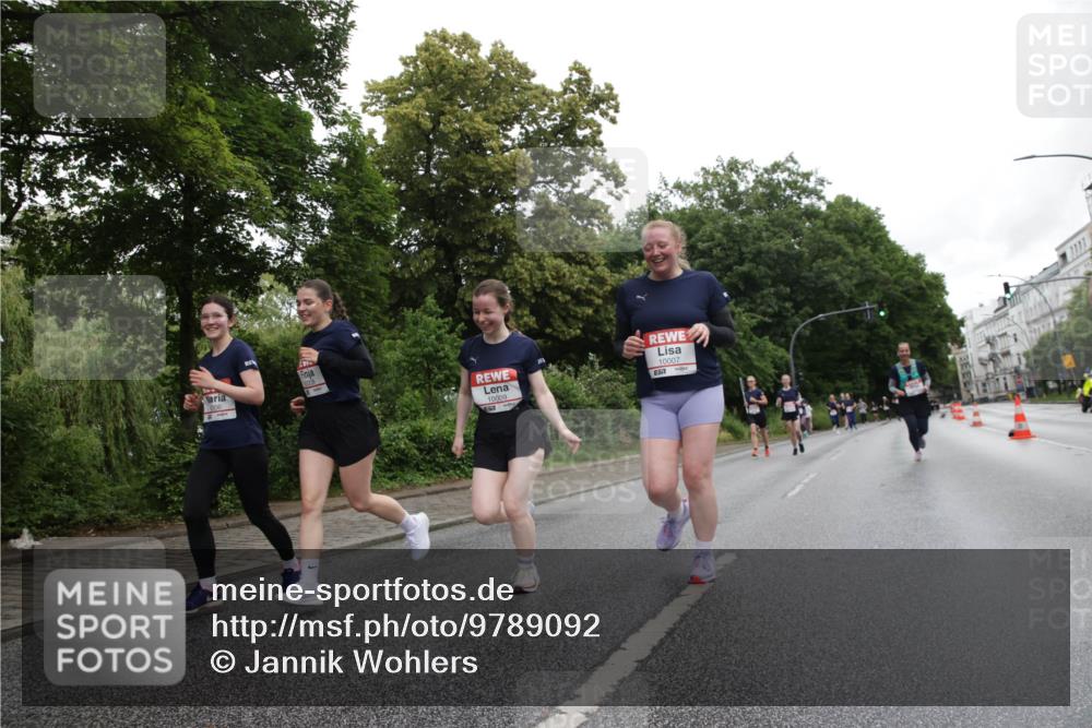 14.06.2026 - REWE Women's Run Jannik Wohlers http://msf.ph/oto/9789092 14.06.2026 10:01:56 Laufen 10009, 151, 10007 meine-sportfotos.de