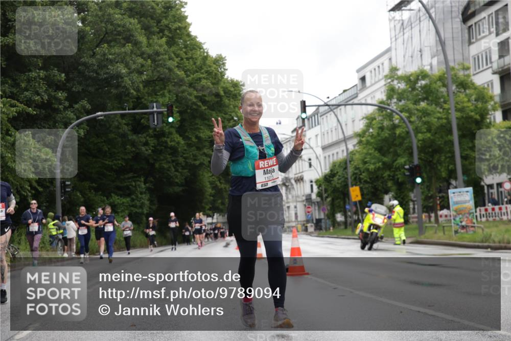 14.06.2026 - REWE Women's Run Jannik Wohlers http://msf.ph/oto/9789094 14.06.2026 10:01:58 Laufen 11015 meine-sportfotos.de