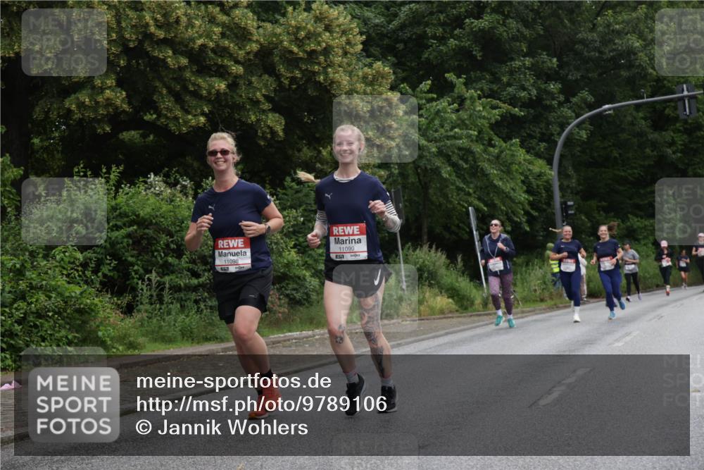 14.06.2026 - REWE Women's Run Jannik Wohlers http://msf.ph/oto/9789106 14.06.2026 10:02:00 Laufen 11098, 7, 11099, 7 meine-sportfotos.de